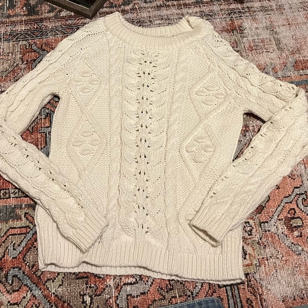 Hand Knotted Wool Sweater